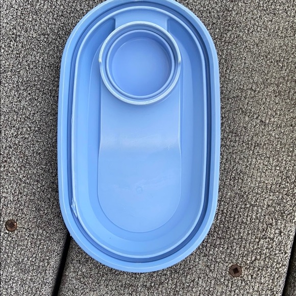 ☀️ Small Tupperware Pitcher - Picture 4 of 5